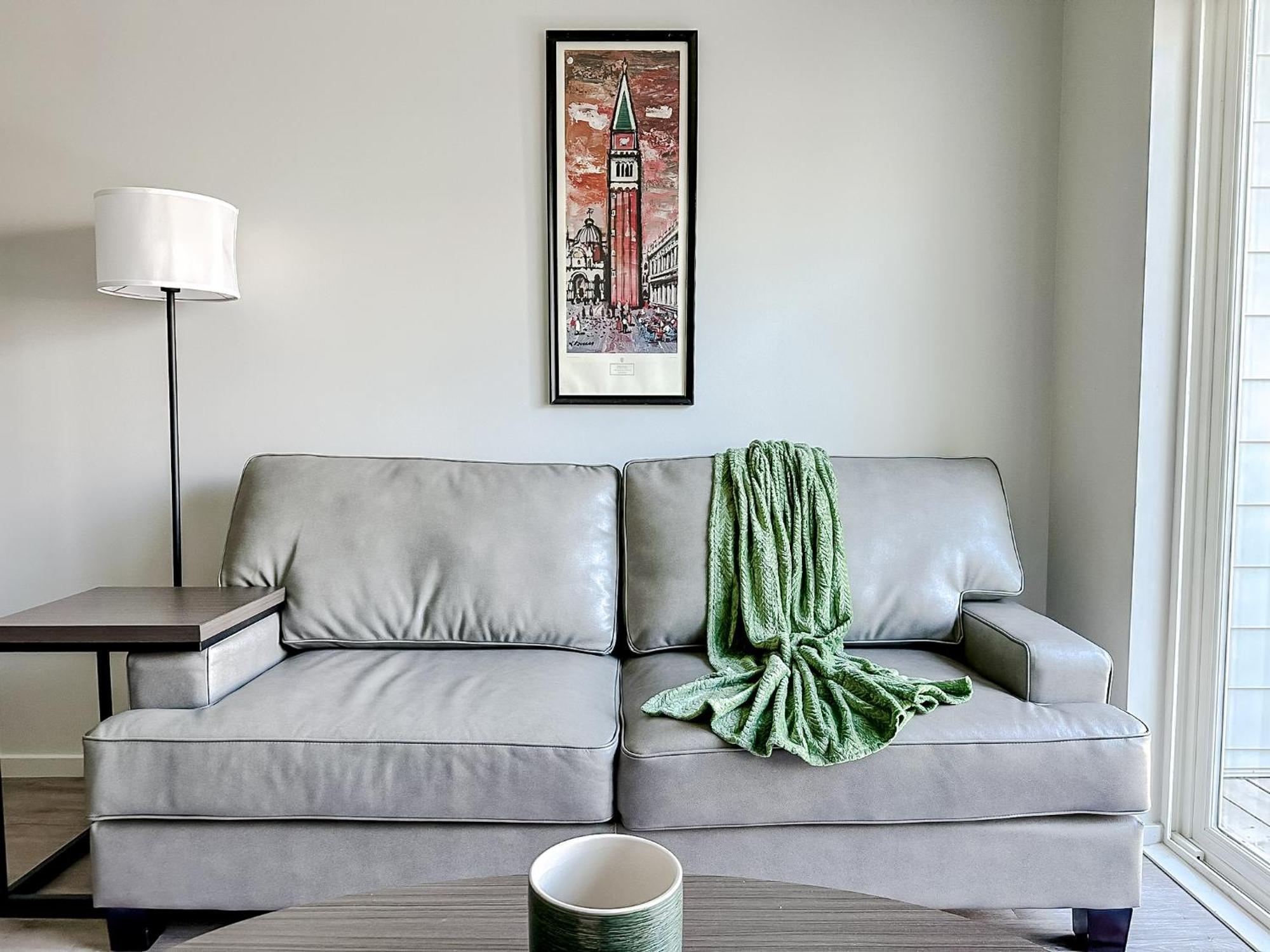 Sleepover 1Bd 1Ba Omaha Apartments Εξωτερικό φωτογραφία