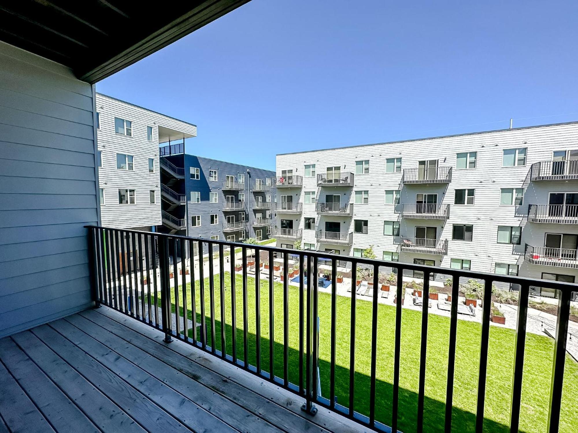 Sleepover 1Bd 1Ba Omaha Apartments Εξωτερικό φωτογραφία